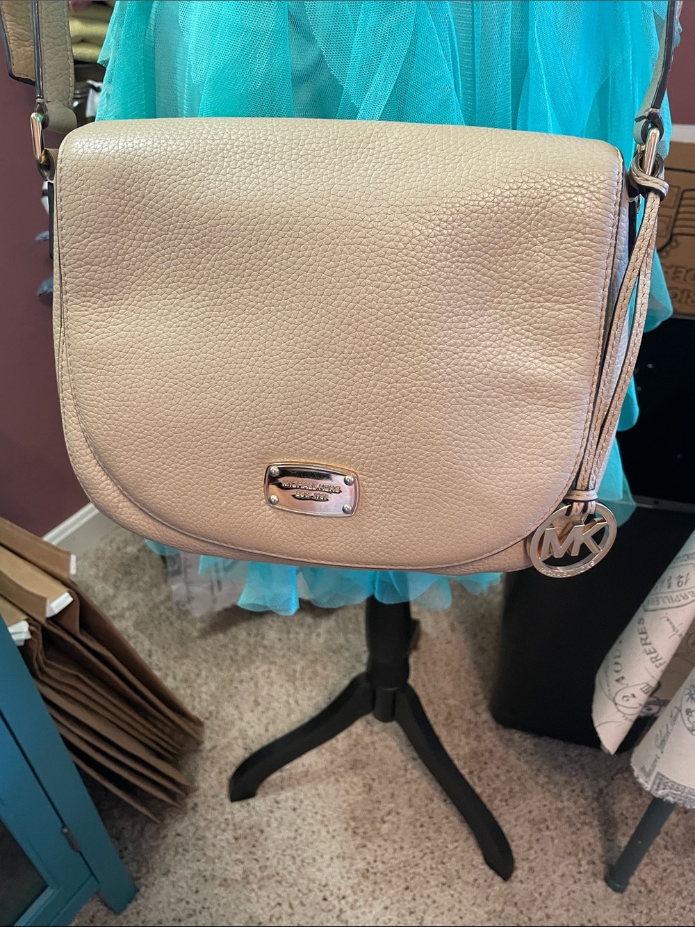 Michael Kors Pebbled Leather Crossbody in Light Beige with Gold Hardware